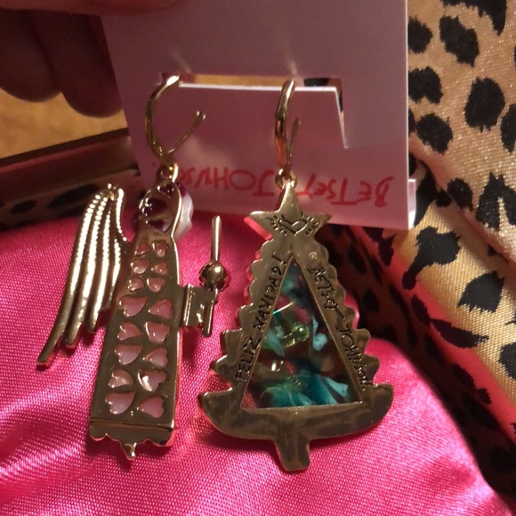 NWT Beautiful Betsey Johnson Sparkly Rhinestone Christmas Holy Night Earrings - Picture 6 of 8